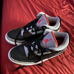 Nike Air Jordan 3 - Black Cement (Retro)